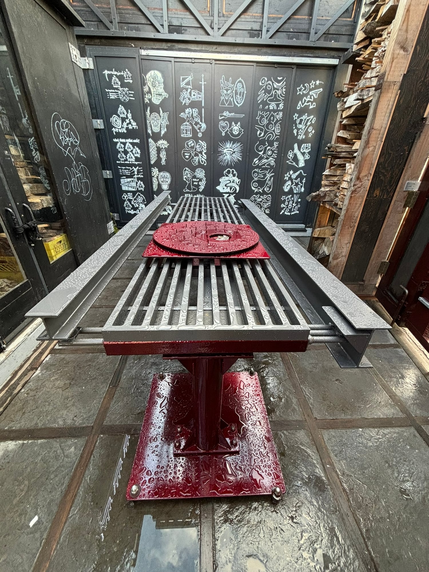 Custom slab cutting table